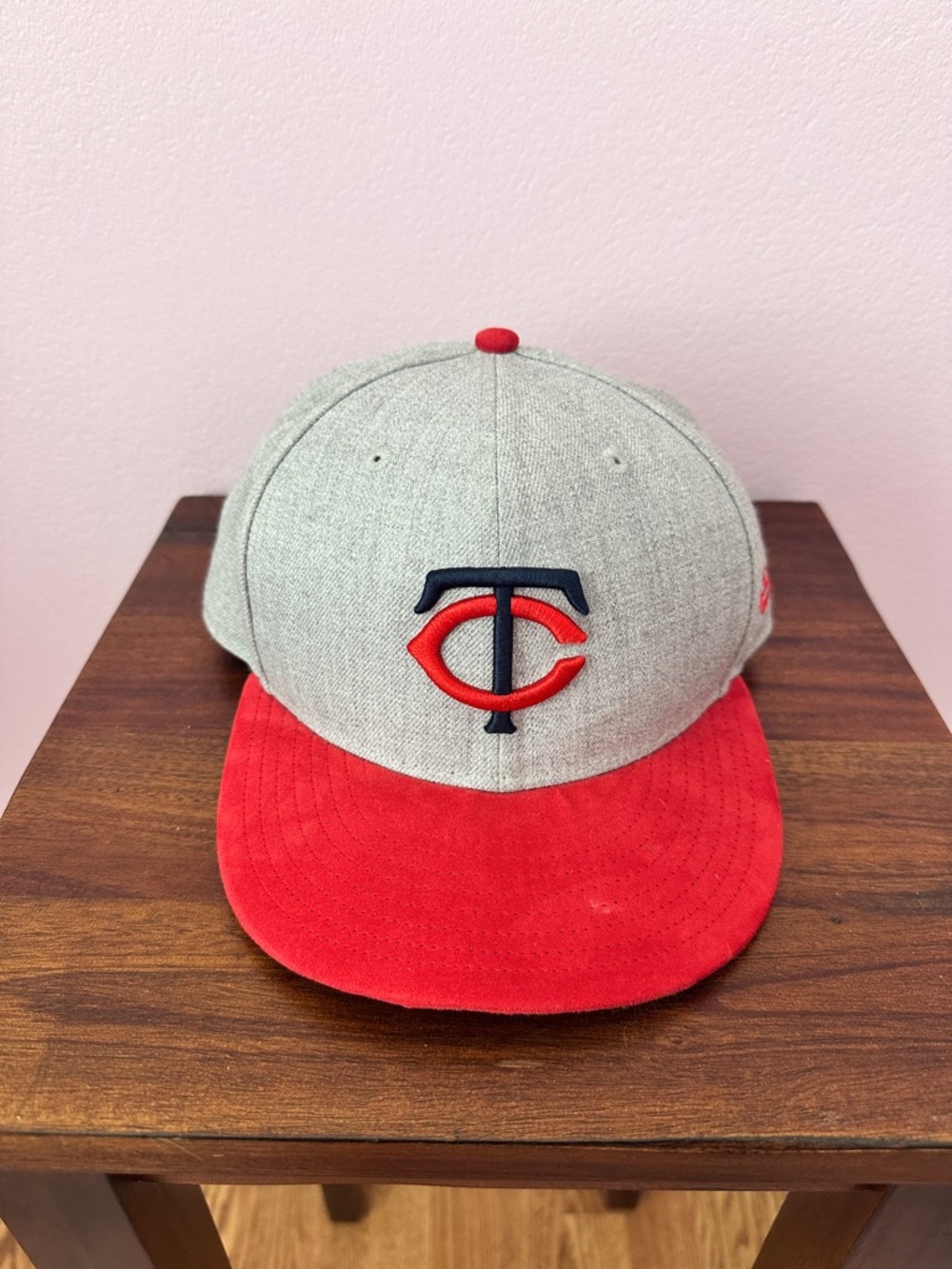 Minnesota Twins Grey and Red Men’s Baseball Cap